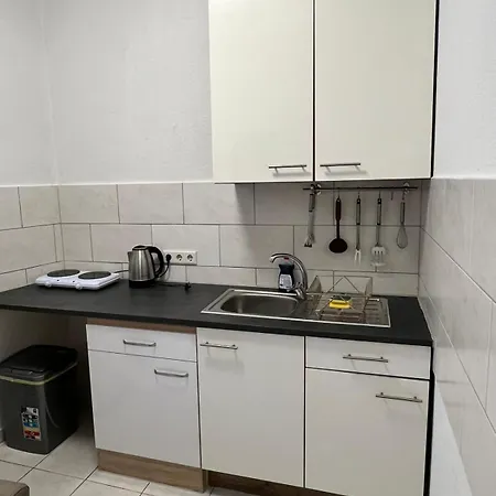 Othman Goettinger Strasse 63 1og 아파트 하노버